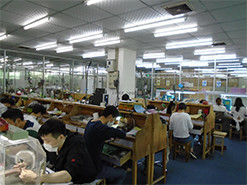 चीन Shenzhen Hong Yun Fu Jewelry Trading Co., Ltd. कंपनी प्रोफ़ाइल